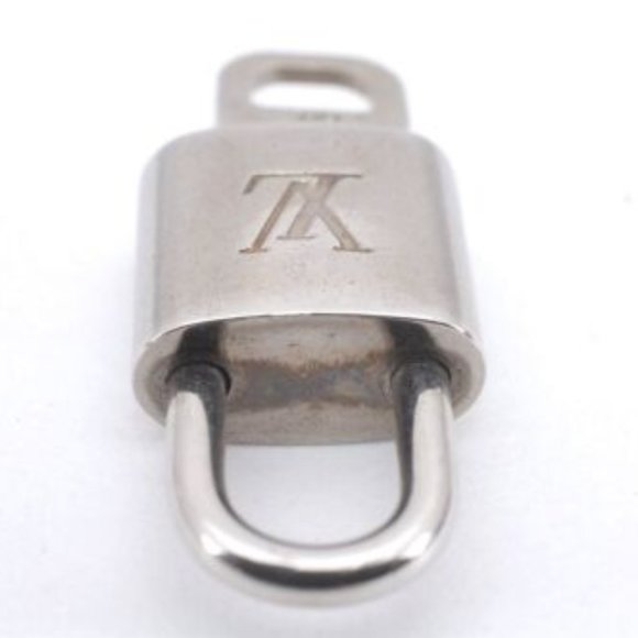 Louis Vuitton Lock & Key Silver Brass Authentic #315 Bag Belt Choker Bracelet - Picture 5 of 16